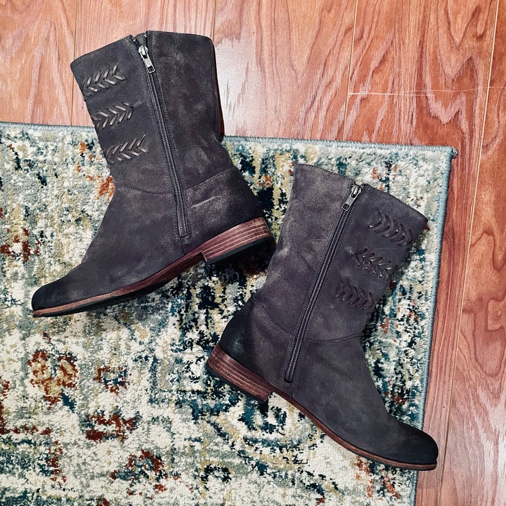 Stylish Gray Ankle Boots